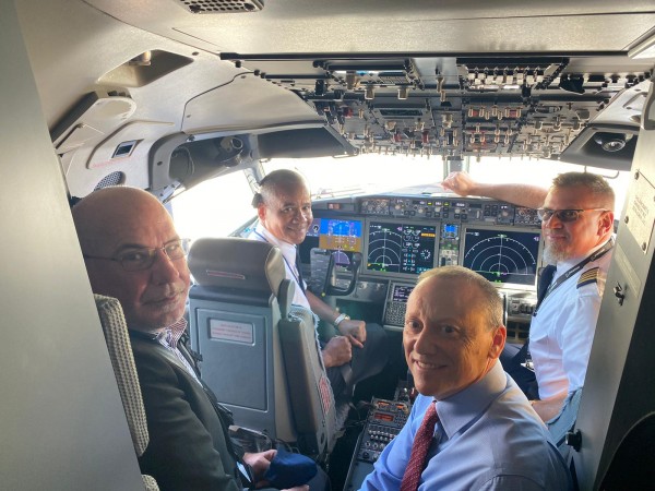Cayman Governor and the Premier fly aboard CAL’s B737-8