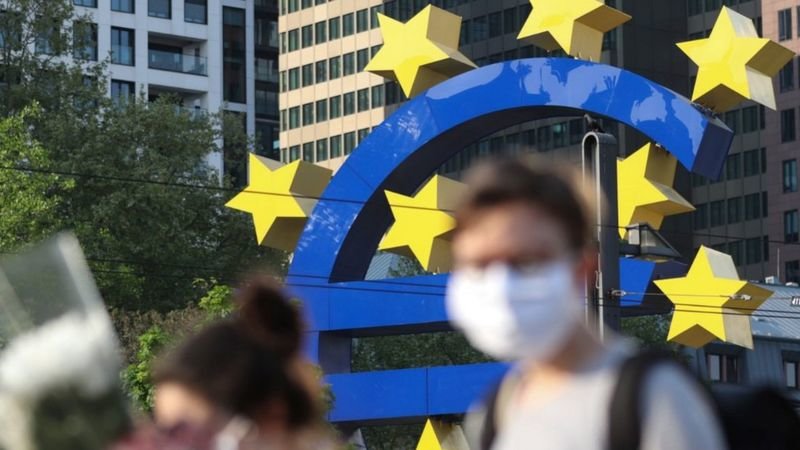 Eurozone bounces back to economic growth