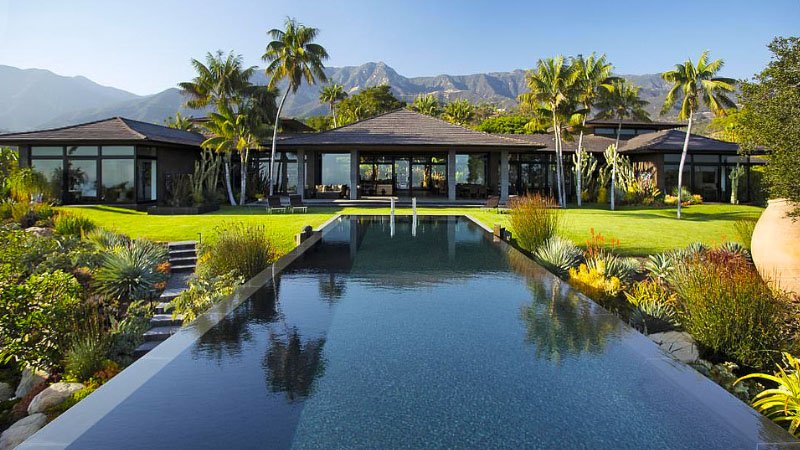 10 Celebrity Homes That are Perfect for Isolation - TIMES.KY