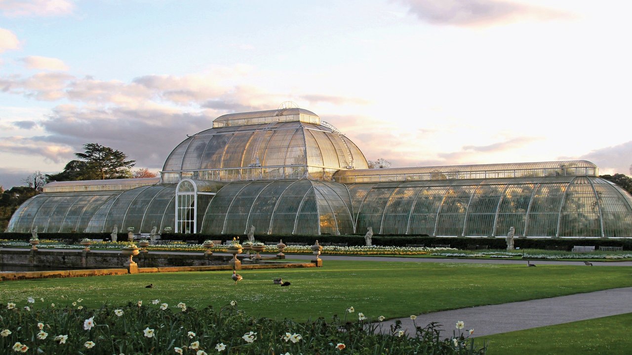 Lose Yourself Inside the World’s Most Beautiful Conservatories