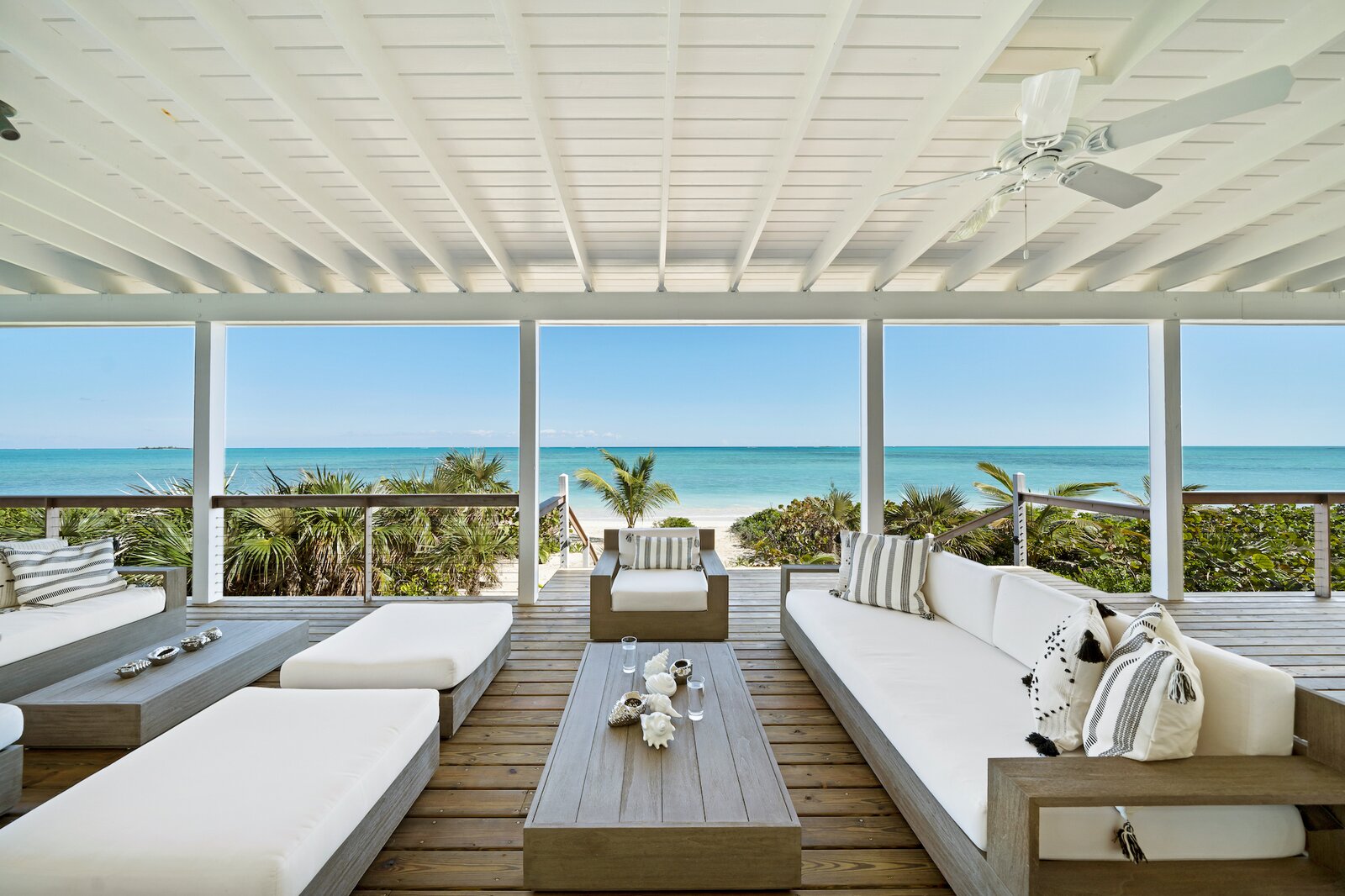 Beachfront Bahamian Haven on a Lush Private Island