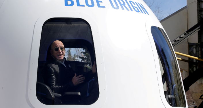 Bezos' Blue Origin Protests $3Bln US Lunar Lander Contract Given to SpaceX - Reports