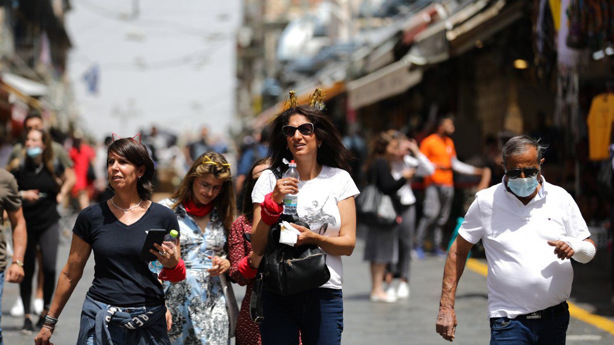 Israel removes mandatory outdoor mask use – another step towards normality