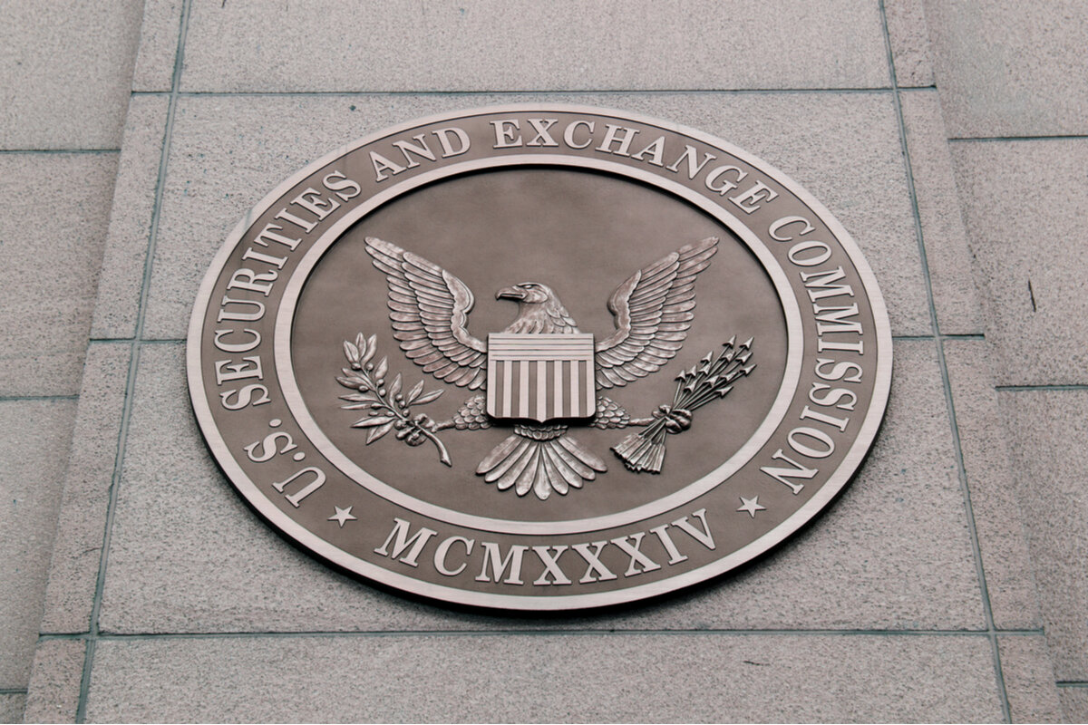 U.S. SEC charges operators of Treasury bill mutual fund with fraud