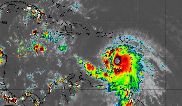 Huracán Elsa, primero de temporada atlántica, amenaza al Caribe