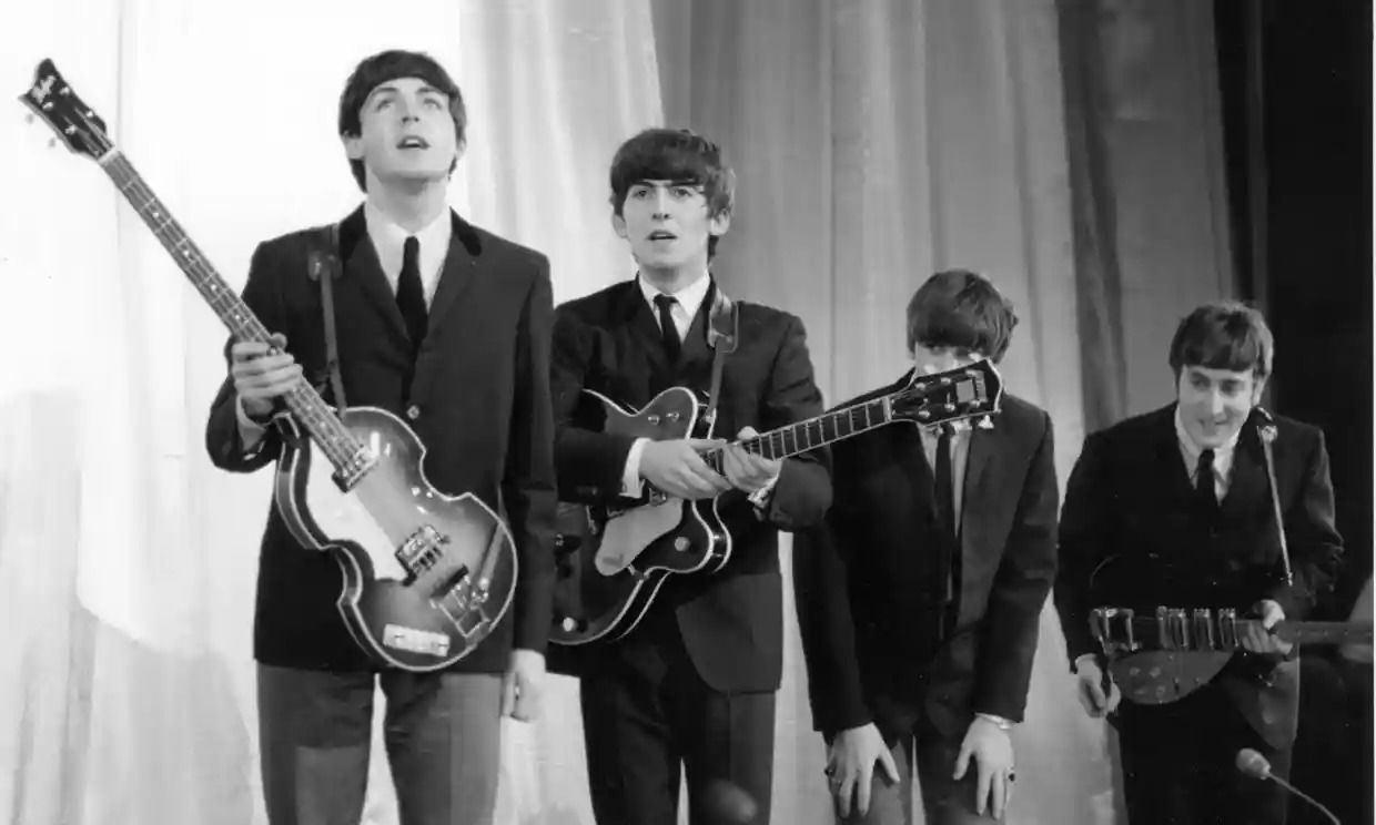 Paul McCartney to reveal unseen Beatles lyrics in new book