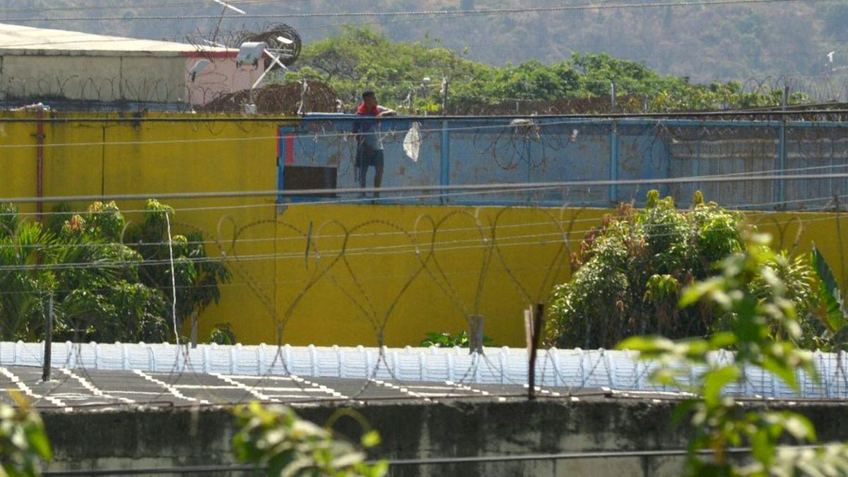 Death toll in Ecuador prison riot rises to more than 100