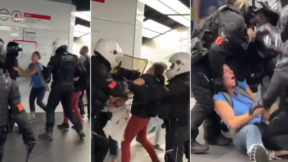 French riot cops brutally arrest 2 women... but retreat in face of big crowd of anti-Covid pass protesters in Paris mall