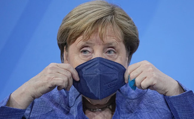 Angela Merkel Urges Tougher Curbs To Battle Germany's 4th Covid Wave