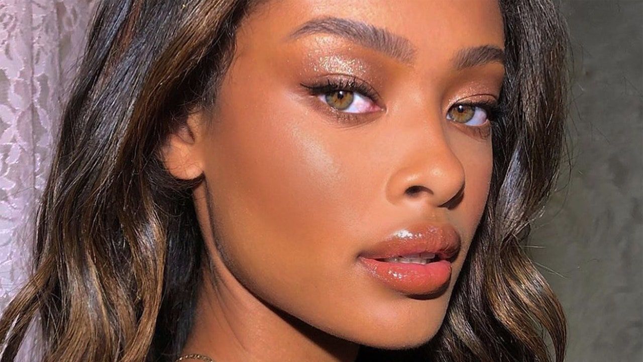 This is the Christmas party makeup look you should go for, according to your star sign