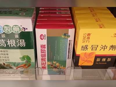 Overseas Hongkongers look to Chinese medicine for curing Covid