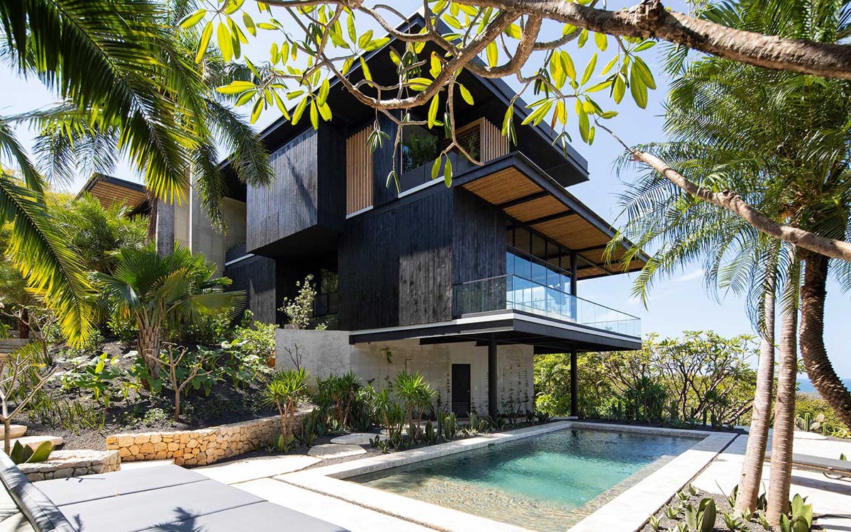 A Costa Rican House With Privileged Views Of The Pacific
