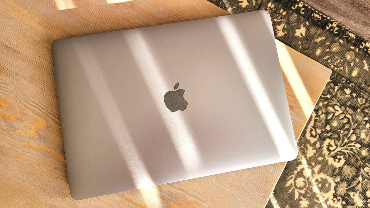 M2 Macs Are Coming to Make Your Brand New Laptop Obsolete