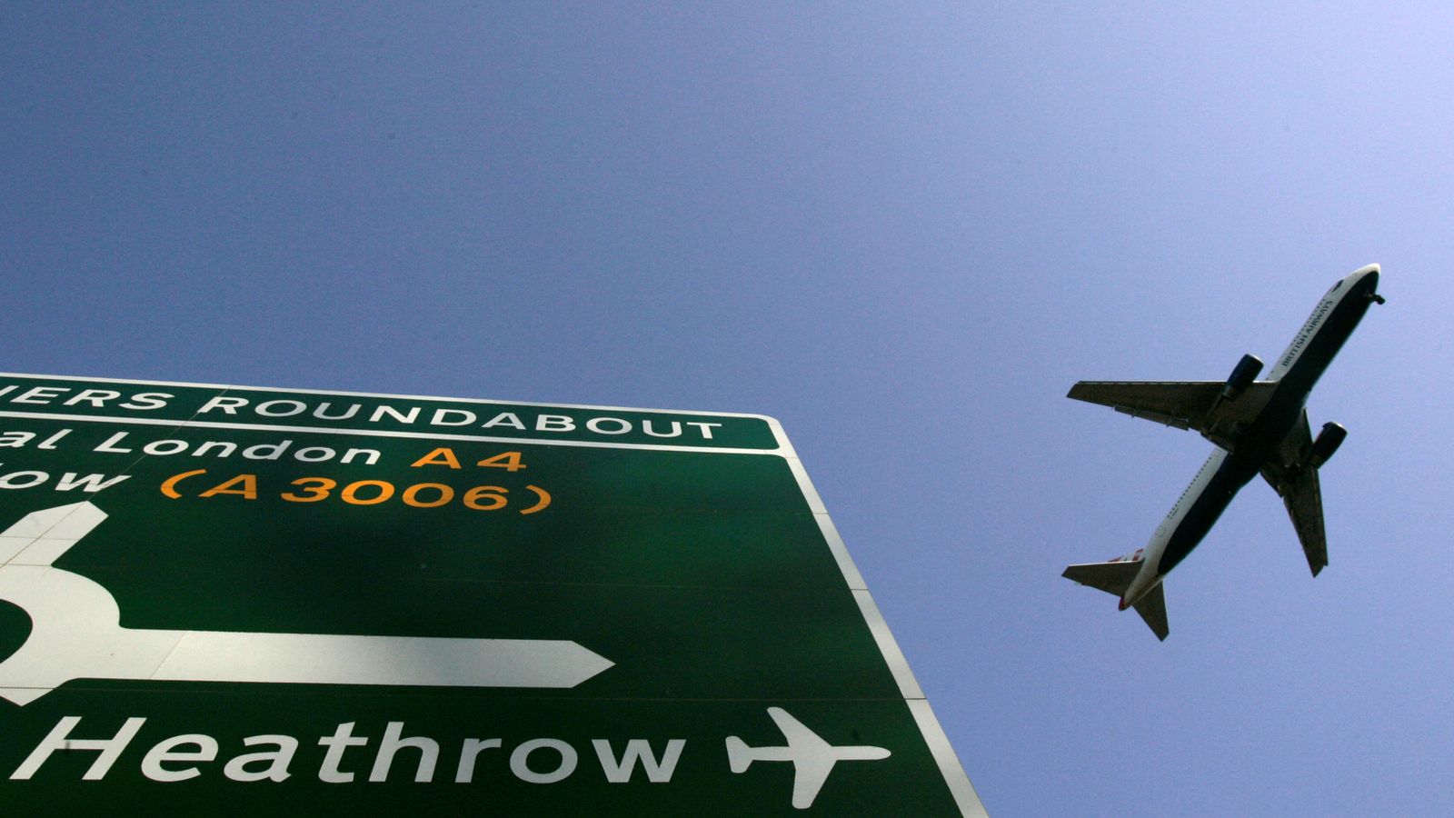 Heathrow strikes: Unite ground handlers suspend action this weekend