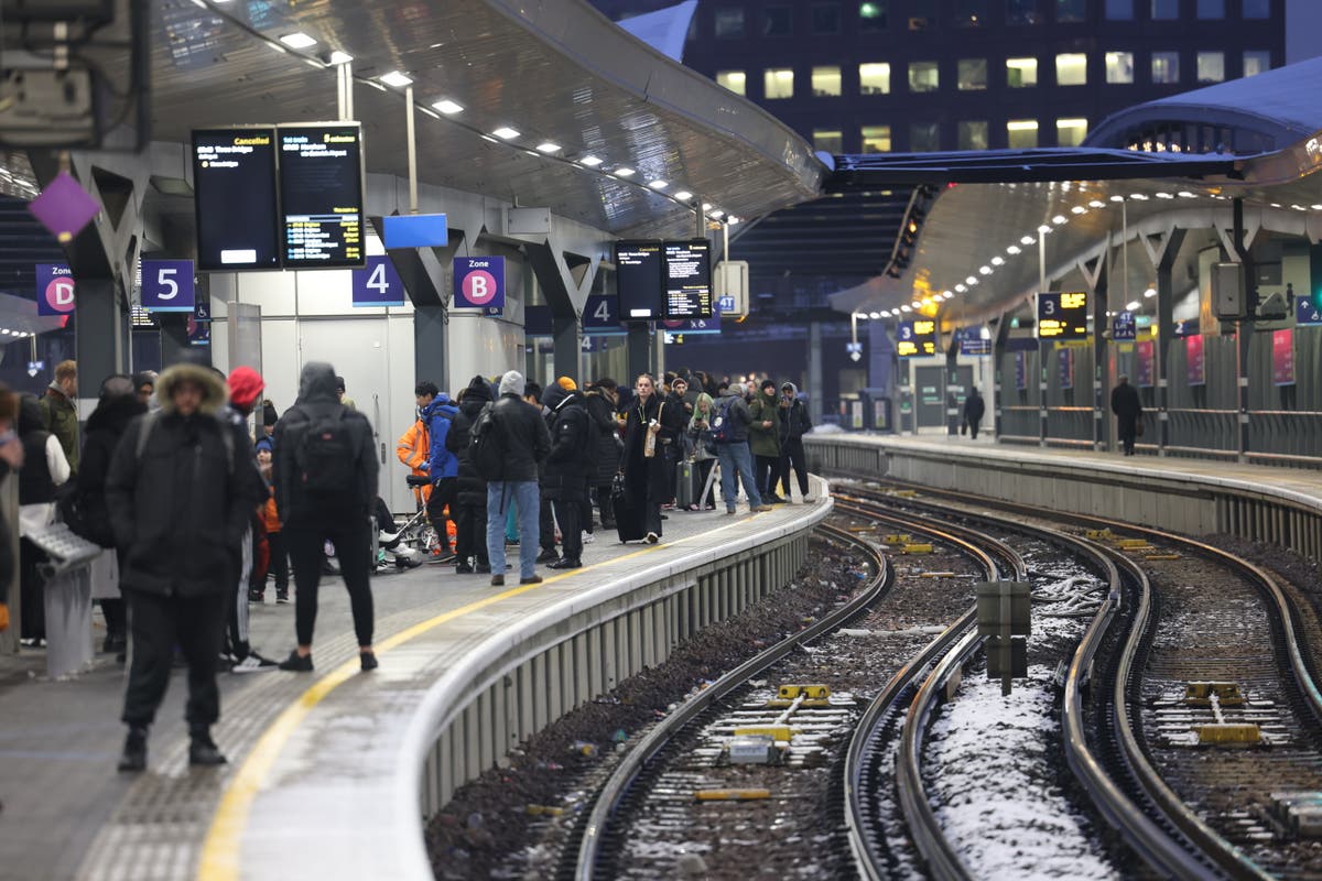 Londoners face travel misery with rail strike and cold weather