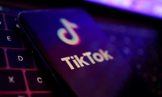 Rishi Sunak faces calls to ban TikTok use by government officials