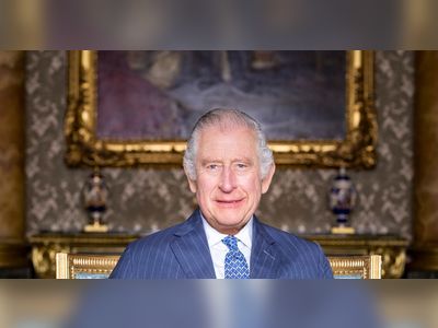 Buckingham Palace releases pre-coronation photos of Charles and Camilla